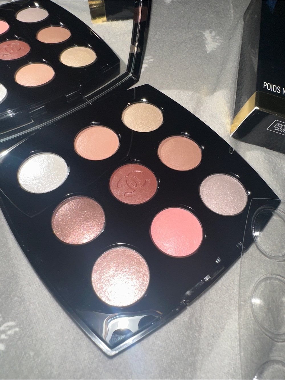 Chanel Les 9 Ombres The New Smoky 587 eyeshadow palette BNIB